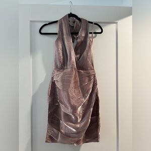 Selfie Leslie Mauve silky dress